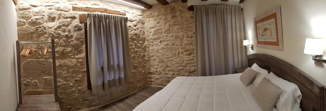 Casa Gabalda Apartamentos Вальдерробрес Екстер'єр фото